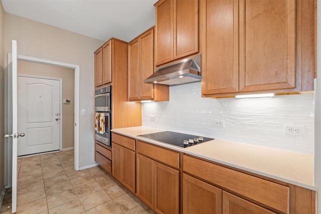 6300 Carriage Pines DR, Del Valle, TX 78617