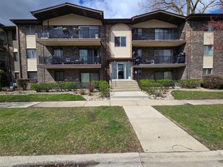 13520 Lawler Avenue 39, Crestwood, IL 60418