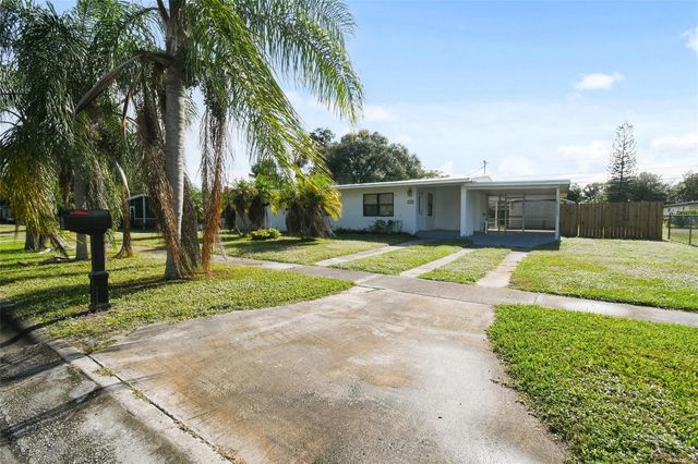 140 SE Serenata Court, Port St. Lucie, FL 34983