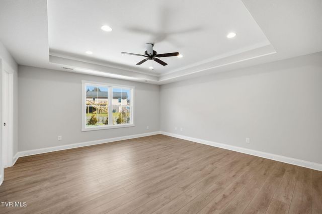 564 Catalina Court, Jonesborough, TN 37659