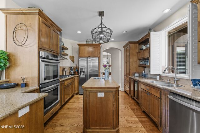 2880 Friar Rock Court, Sparks, NV 89436