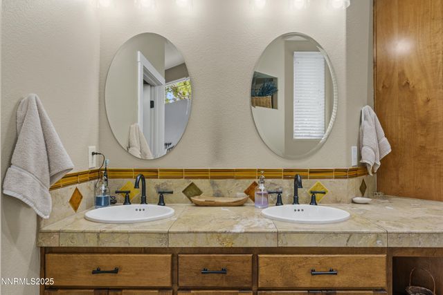 2880 Friar Rock Court, Sparks, NV 89436