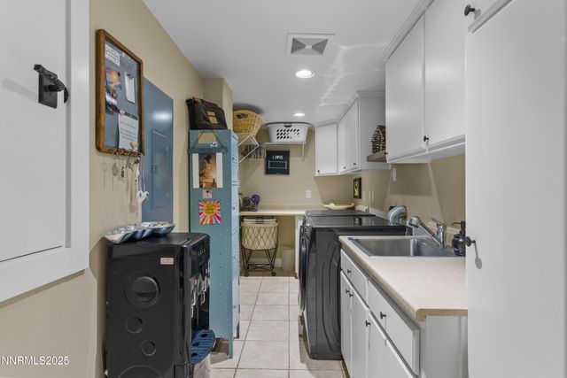 2880 Friar Rock Court, Sparks, NV 89436