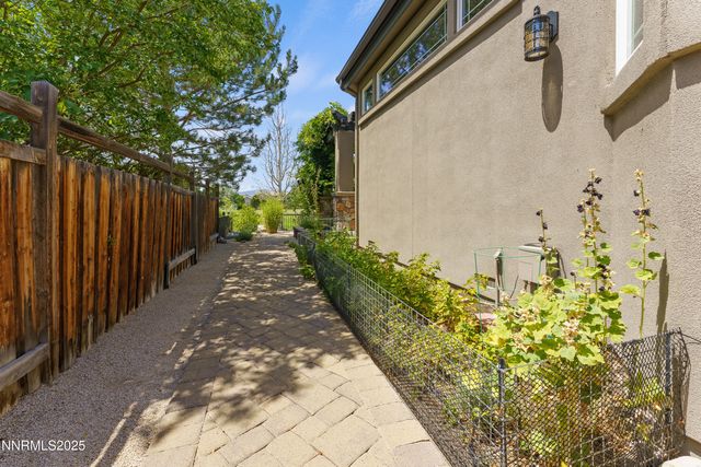 2880 Friar Rock Court, Sparks, NV 89436