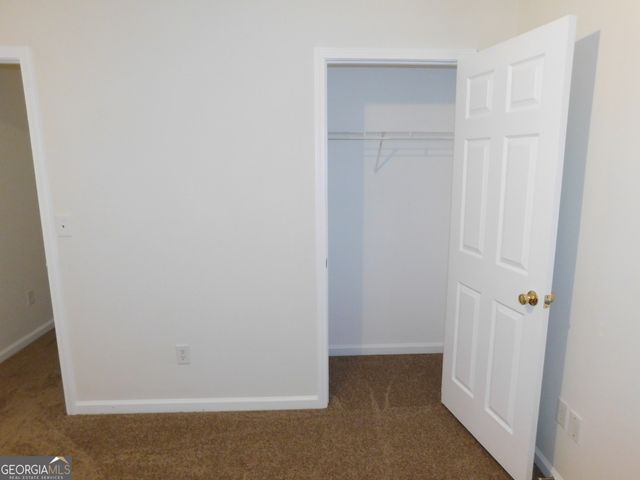 1595 Stephens Pond View, Loganville, GA 30052