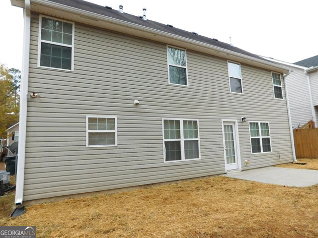 1595 Stephens Pond View, Loganville, GA 30052