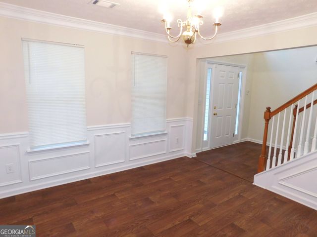 1595 Stephens Pond View, Loganville, GA 30052