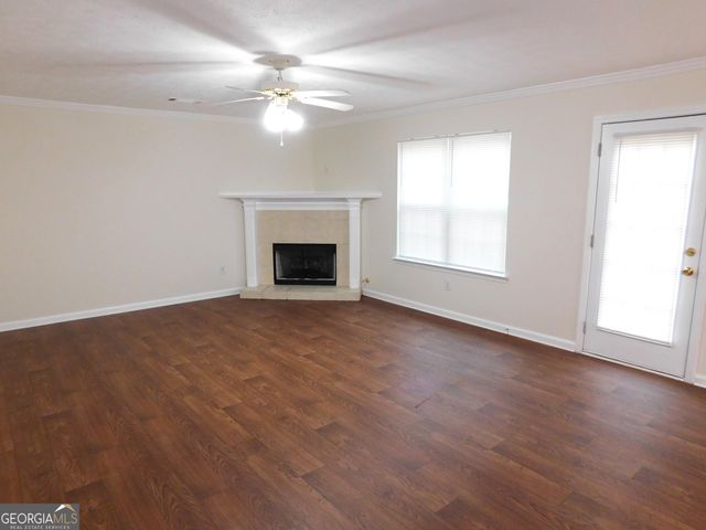 1595 Stephens Pond View, Loganville, GA 30052