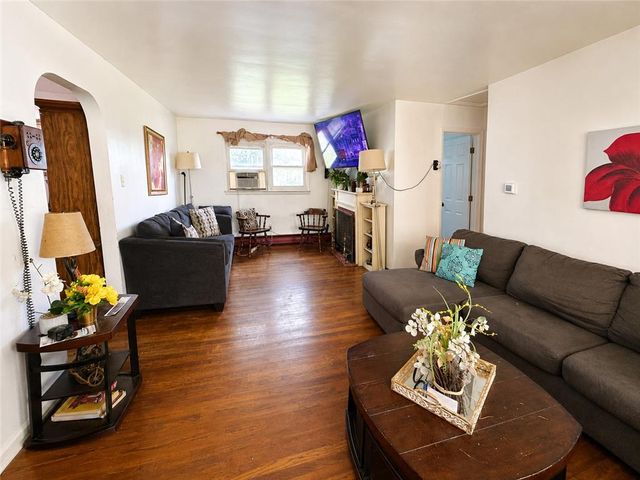 5416 Nor Bath Blvd, East Allen Twp, PA 18067