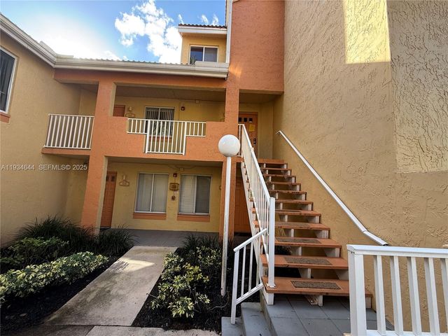 931 Coral Club Dr 931, Coral Springs, FL 33071