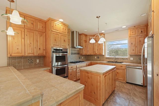 1234 Jackson Gate Rd, Jackson, CA 95642