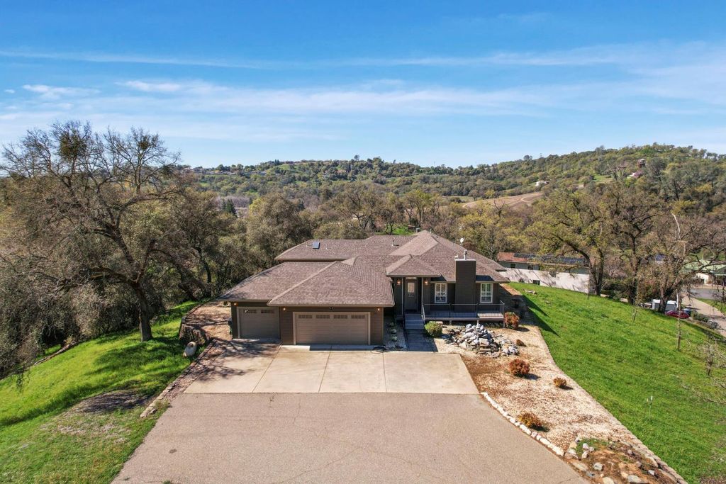 1234 Jackson Gate Rd, Jackson, CA 95642