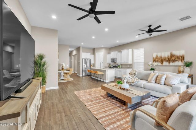 28417 N 20TH Avenue, Phoenix, AZ 85085