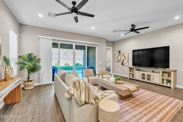 28417 N 20TH Avenue, Phoenix, AZ 85085