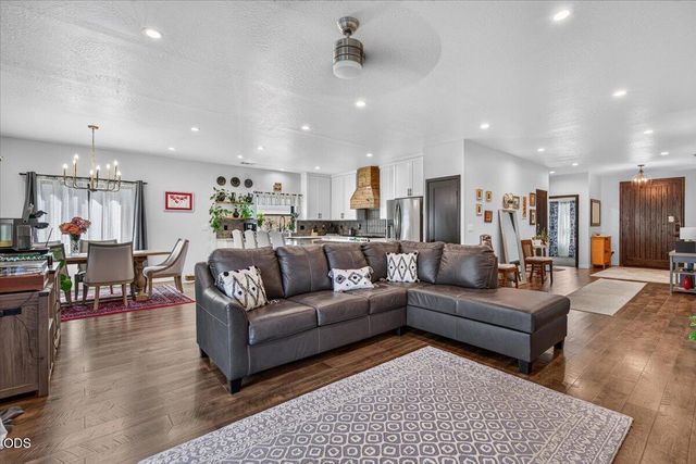 967 Arrowhead Trail, Eagle Point, OR 97524