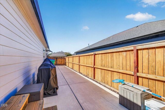 967 Arrowhead Trail, Eagle Point, OR 97524