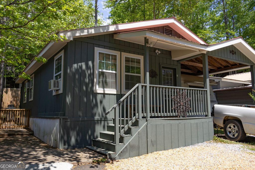 245 Canyon Pass, Cleveland, GA 30528