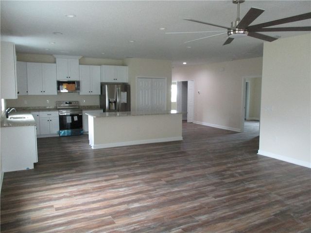 1399 Stuttgart Avenue NW, Palm Bay, FL 32907