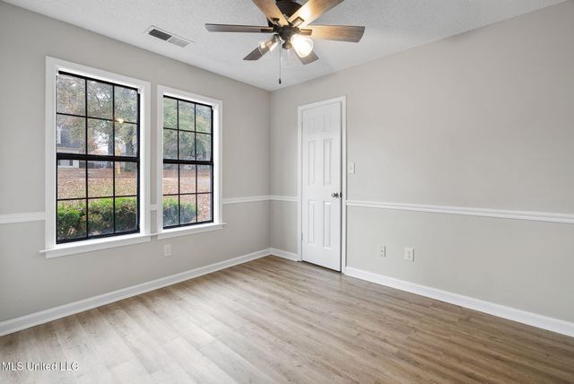 9930 Sequoia Lane, Olive Branch, MS 38654