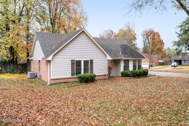 9930 Sequoia Lane, Olive Branch, MS 38654