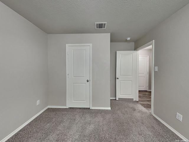 8525 Amistad, Converse, TX 78109