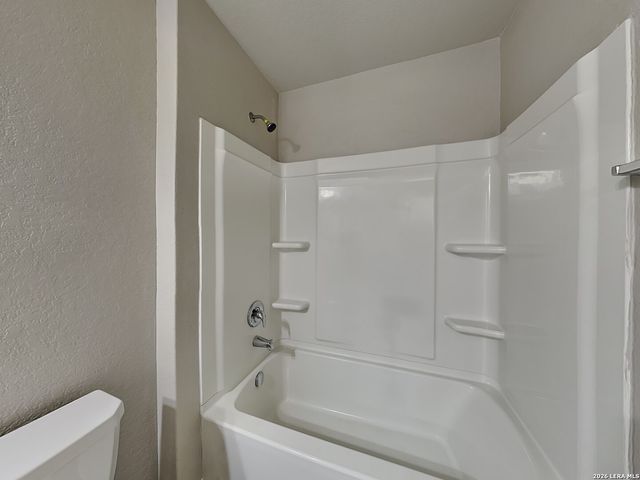 8525 Amistad, Converse, TX 78109