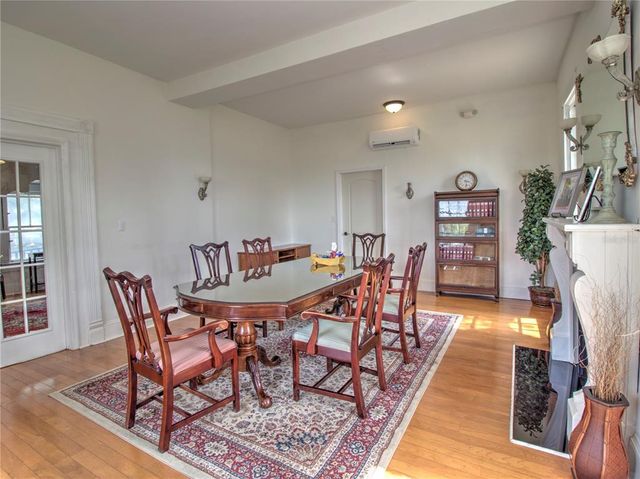 944 E SILVER SPRINGS BOULEVARD, Ocala, FL 34470