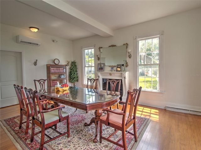 944 E SILVER SPRINGS BOULEVARD, Ocala, FL 34470