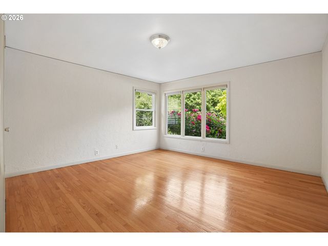 3385 Sw VISTA Dr, Portland, OR 97225