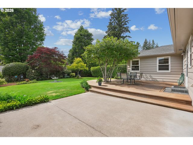 3385 Sw VISTA Dr, Portland, OR 97225