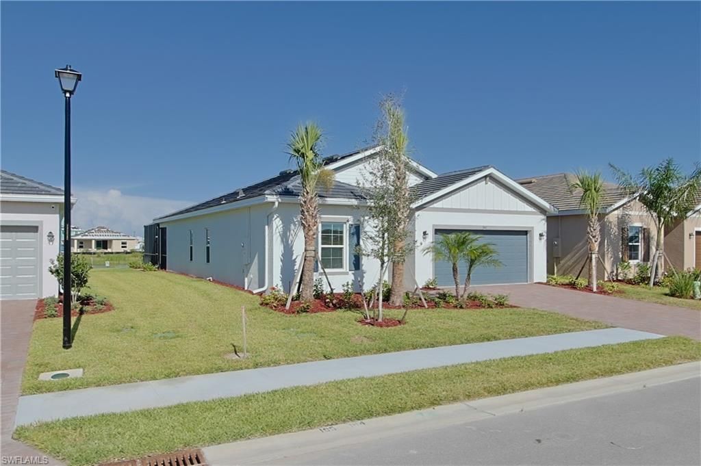 3947 Coneflower ST, ALVA, FL 33920 — photo 5
