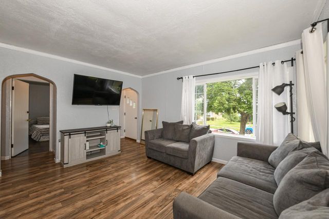 3541 S 5th PLACE, Milwaukee, WI 53207