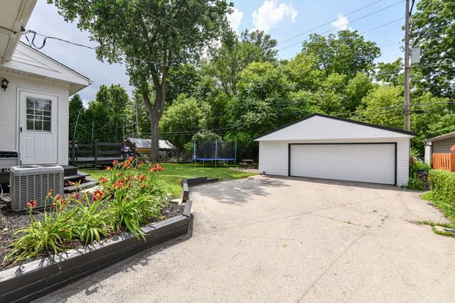 3541 S 5th PLACE, Milwaukee, WI 53207