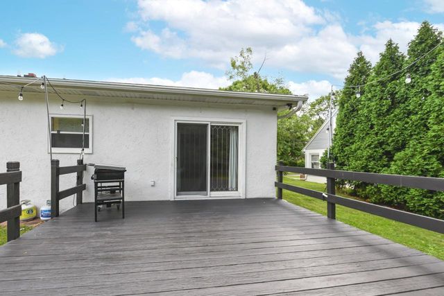 3541 S 5th PLACE, Milwaukee, WI 53207