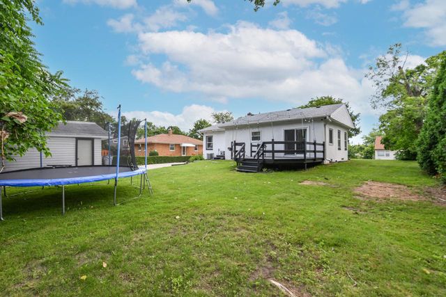 3541 S 5th PLACE, Milwaukee, WI 53207