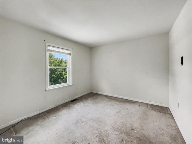 10 HITCHING POST CIR, Thomasville, PA 17364