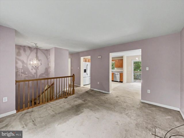 10 HITCHING POST CIR, Thomasville, PA 17364