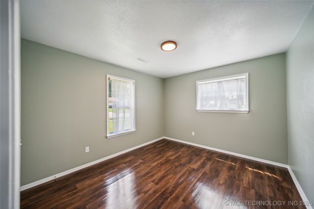 4332 S Elm Avenue, Broken Arrow, OK 74011