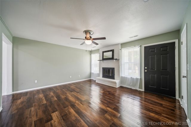 4332 S Elm Avenue, Broken Arrow, OK 74011