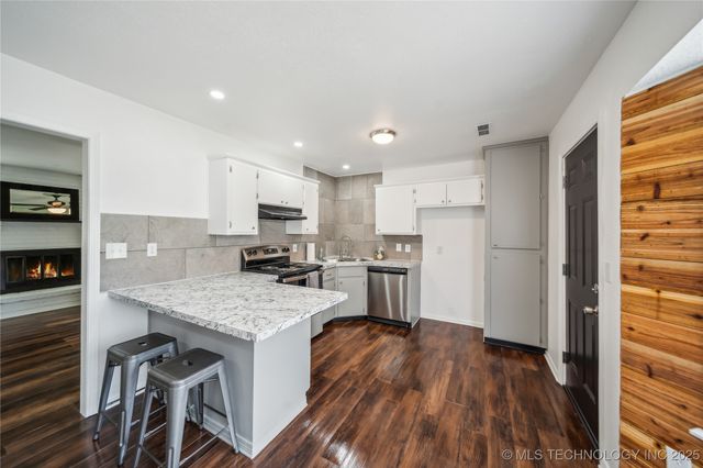 4332 S Elm Avenue, Broken Arrow, OK 74011