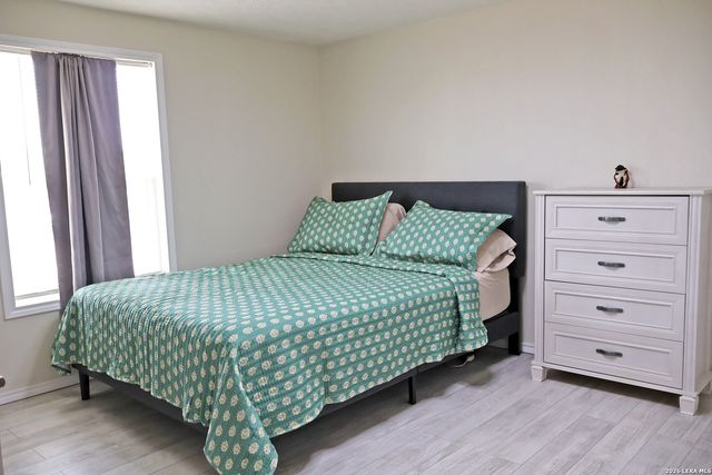 483 WRIGHT DR, Bandera, TX 78003