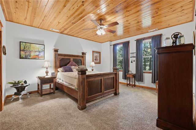 2046 County Road 116, Eureka Springs, AR 72631