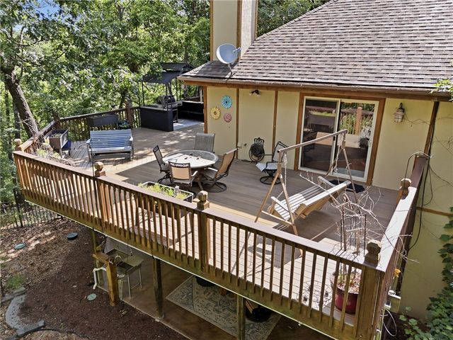 2046 County Road 116, Eureka Springs, AR 72631