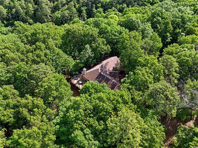 2046 County Road 116, Eureka Springs, AR 72631