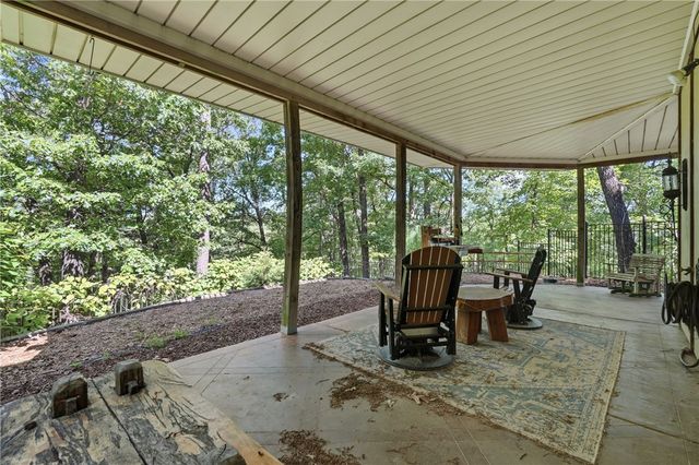 2046 County Road 116, Eureka Springs, AR 72631