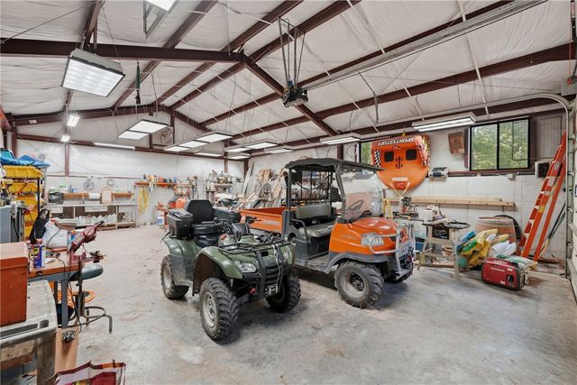 2046 County Road 116, Eureka Springs, AR 72631
