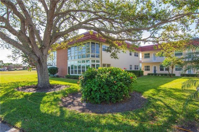 11 S Vista Palm Lane 102, Vero Beach, FL 32962