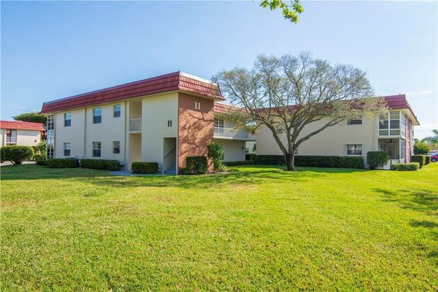 11 S Vista Palm Lane 102, Vero Beach, FL 32962