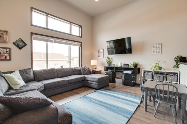 954 28th Avenue W, West Fargo, ND 58078