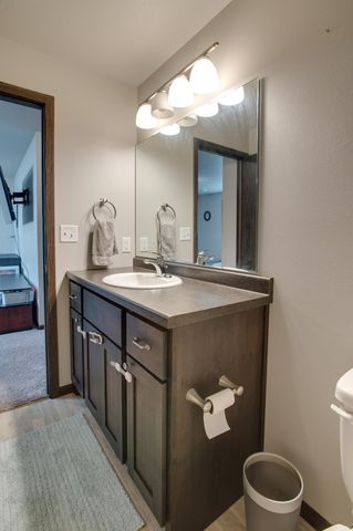 954 28th Avenue W, West Fargo, ND 58078